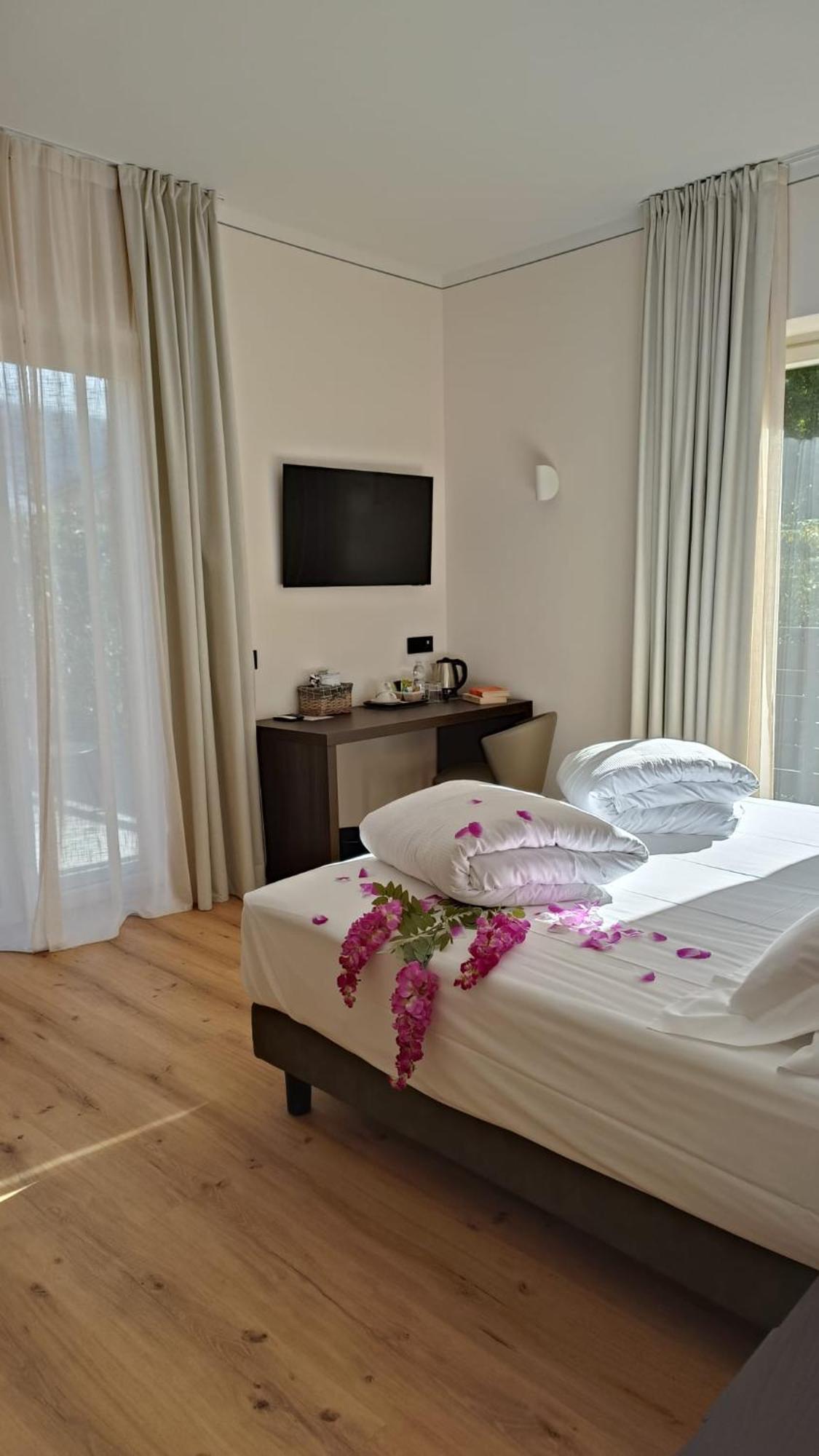 Hotel Villa Cuserina Cannobio Extérieur photo